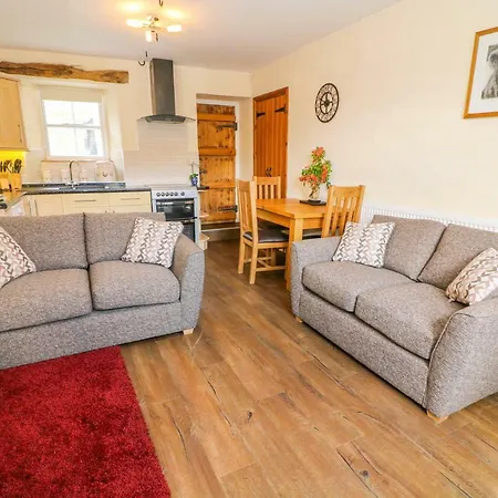 Holiday home Tilberthwaite Farm *
