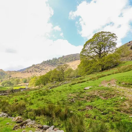 Tilberthwaite Farm 度假居 *